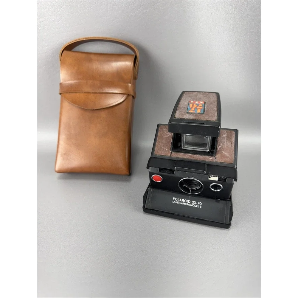Vintage Polaroid SX-70 Land Camera Model 3 w/ Leather Case Not‎ Tested